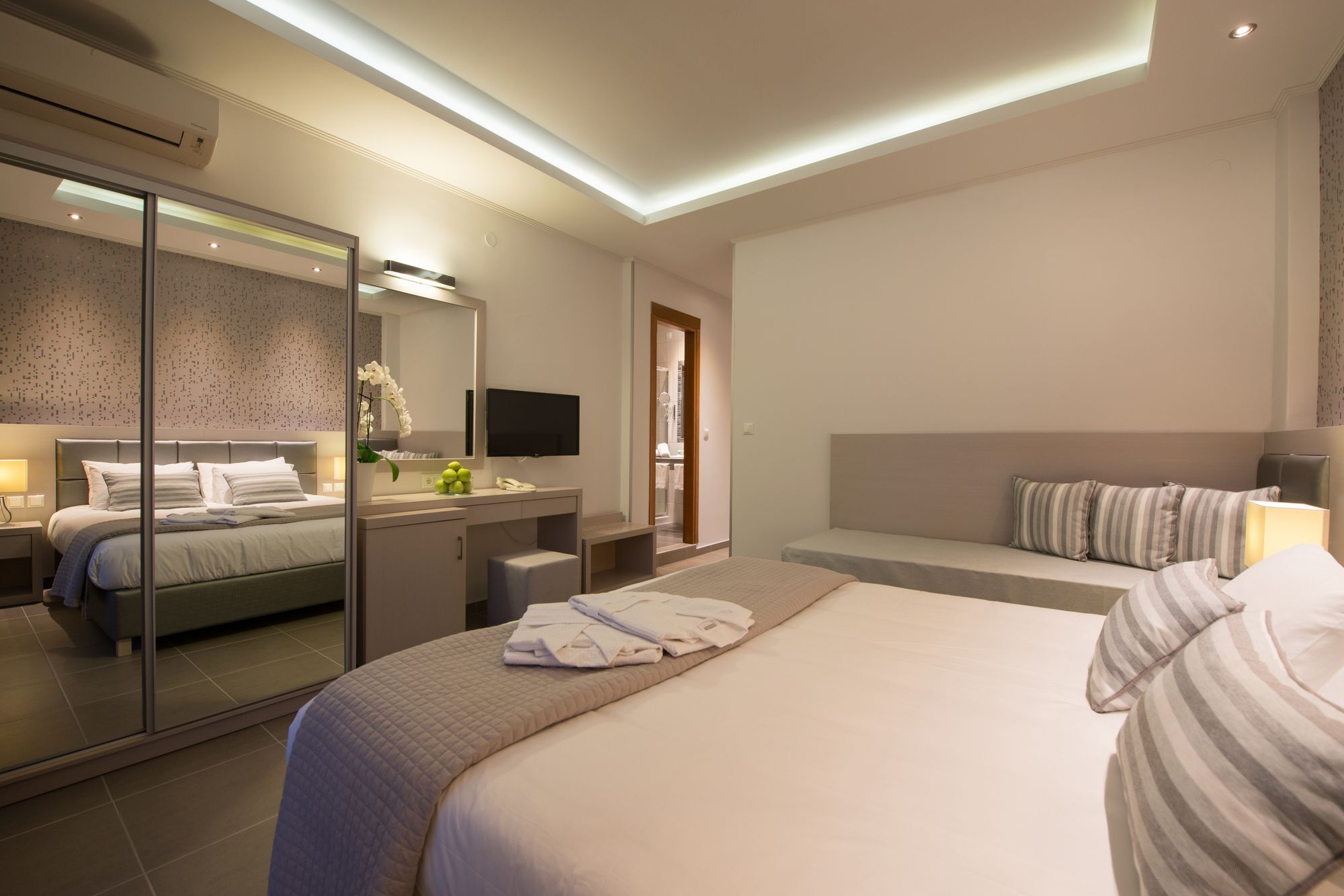 Angelica Hotel Liménasz Kültér fotó